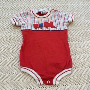 Kids Exchange Romper Unisex Baby 6-9 Mos Bodysuit 1 Piece S/S Red Train VTG 80s